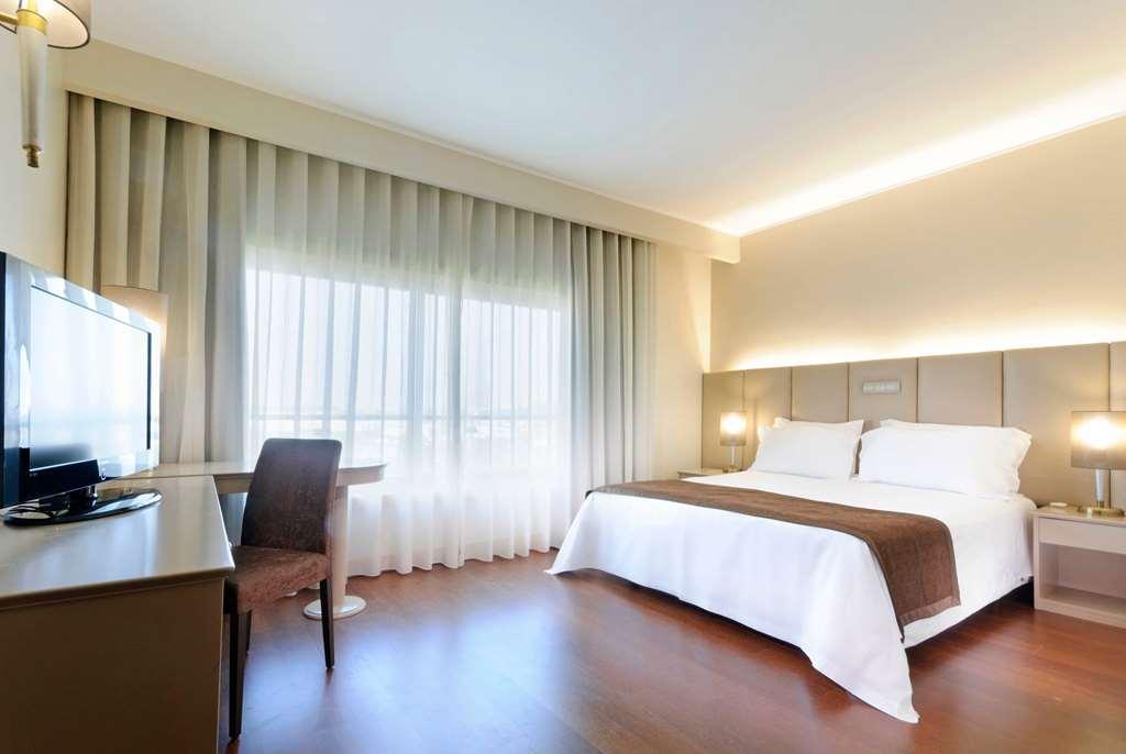 Tryp By Wyndham Porto Expo Hotel Leca da Palmeira Room photo